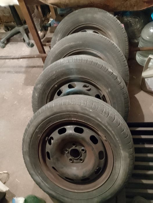 Гуми с джанти 195/65/15