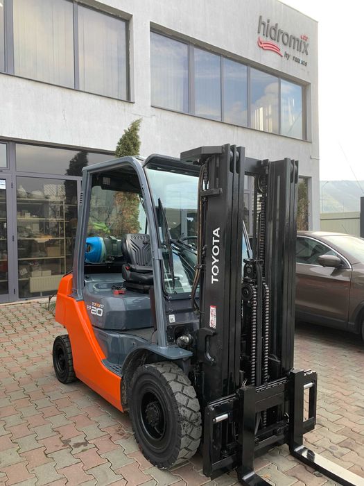 Stivuitor- Motostivuitor Toyota GPL 02-8FGF20 - Seria 32461 - 2013