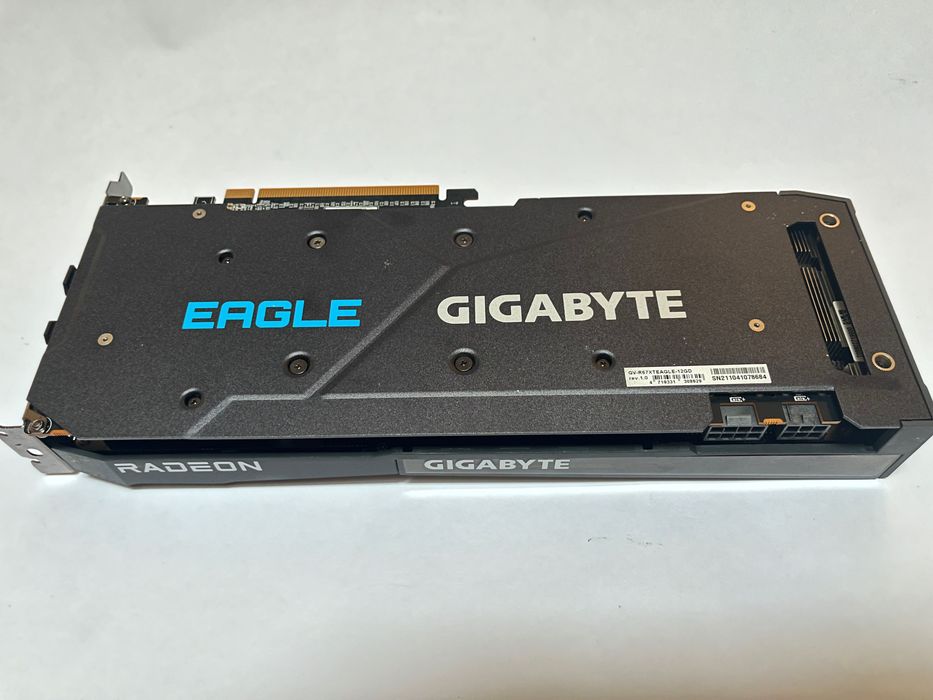 Видеокарта GPU Gigabyte AMD Radeon RX 6700 XT 12GB GDDR6 - ОТЛИЧНО СЪСТОЯНИЕ