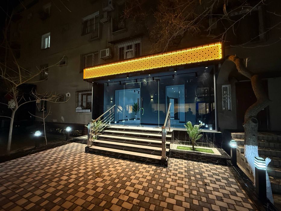 Яккасарай/парк Бобура - Продается нежилое помещение вдоль дороги 80м2