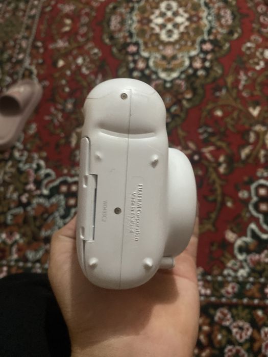 Продаю instax mini 11 белый