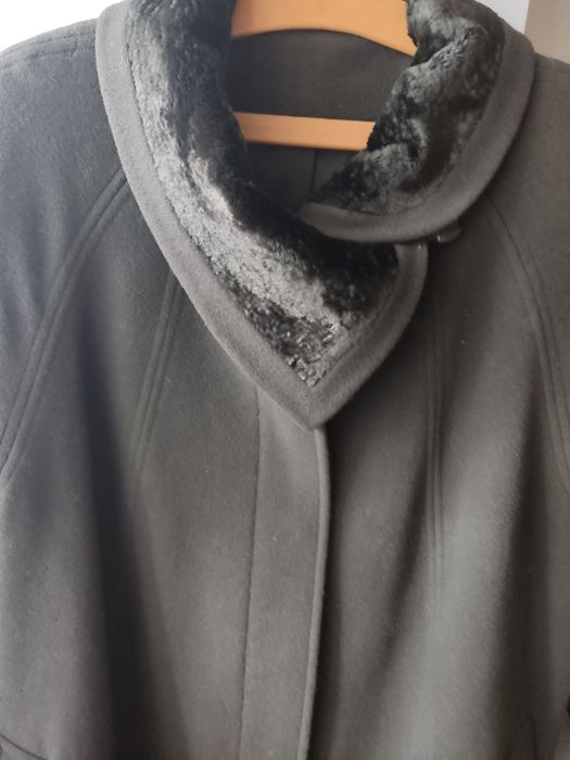 Пальто демисизонное