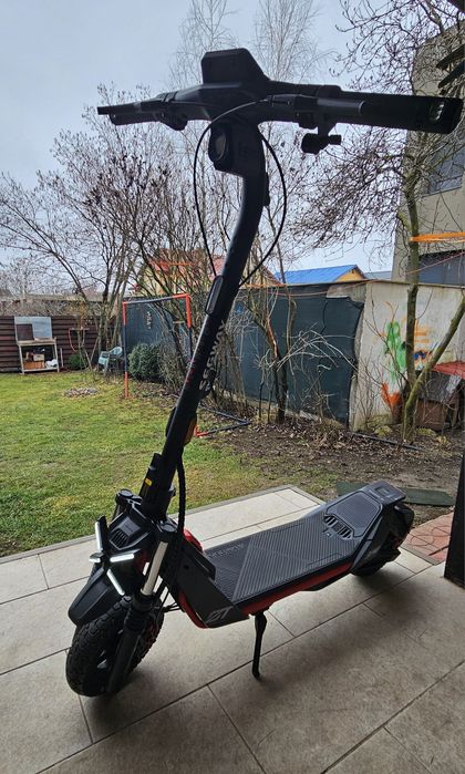 Trotineta Ninebot Segway ZT3 Pro