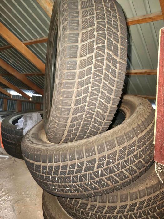 Зимняя Шина 215/60 R16