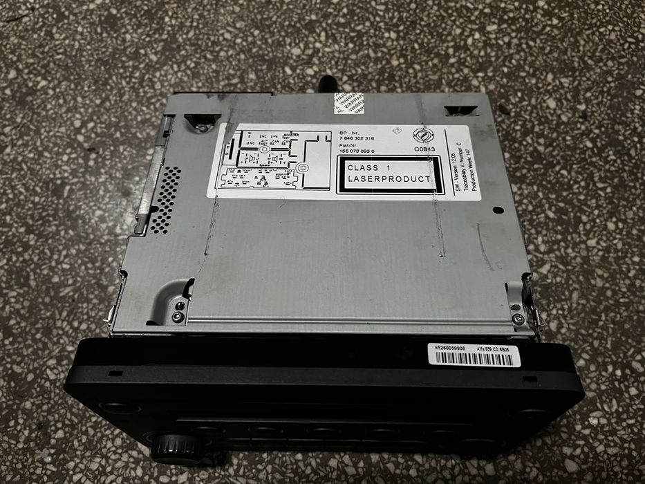 Оригинално радио /CD-MP3-Radio/ за Алфа Ромео 159