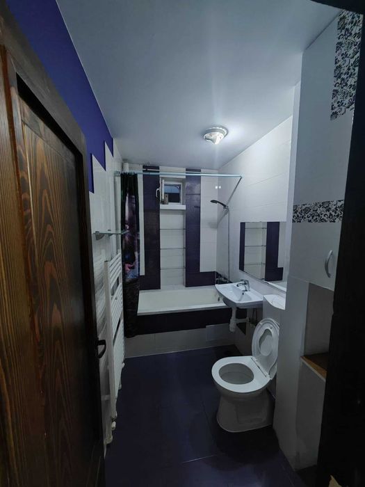 Apartament 3 camere, Zona 0 Deva, lângă CNAS, fosta POLIȚIE, renovat, centrală proprie, DIRECT PROPRIETAR