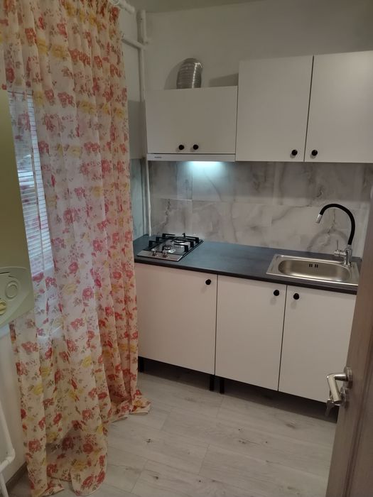 Închiriez garsoniera  Focsani