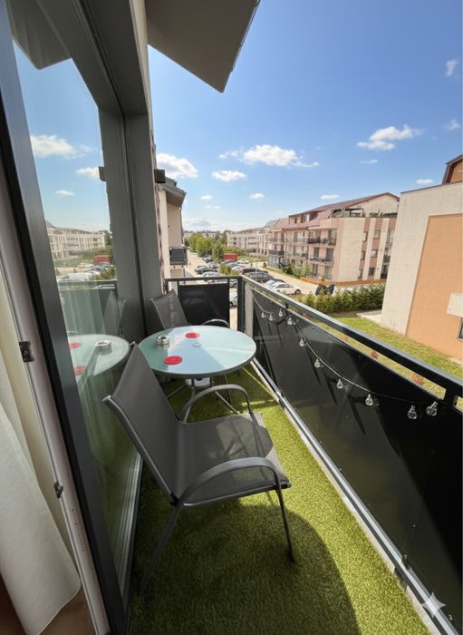 Apartament 3 camere, zona Coresi, parcare inclusa