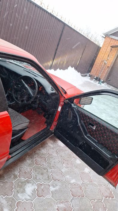 Продам Ауди 80 б4