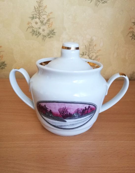 Продам ляганы (фарфор), фарфоровый бокал,чайный набор, сахарница, таре