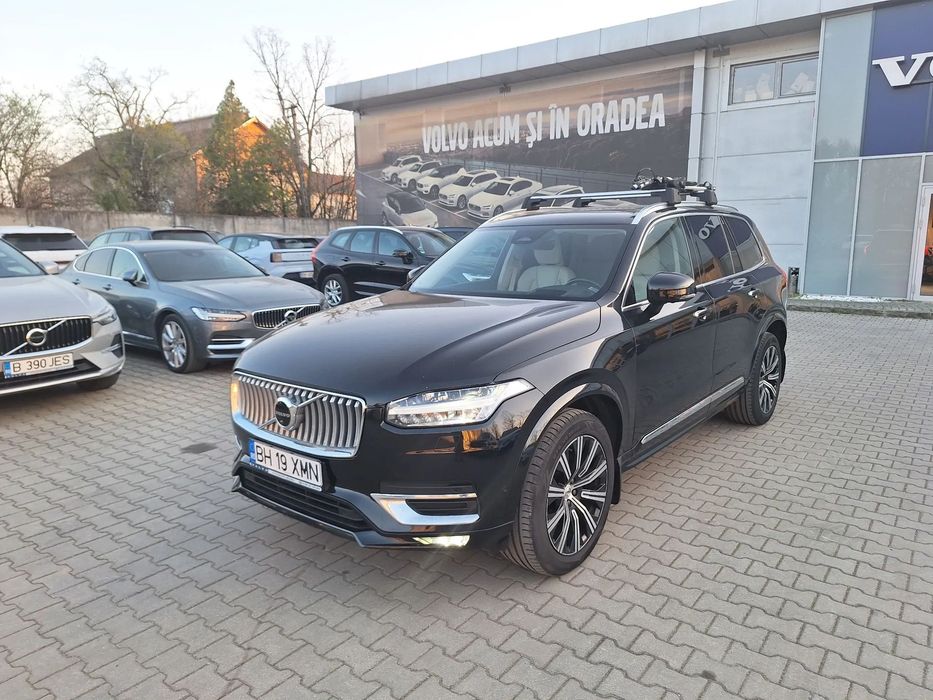 Volvo XC 90 full/4x4/Panoramic/scune incalz.-ventilate/HUD/carlig/HarmanKardon
