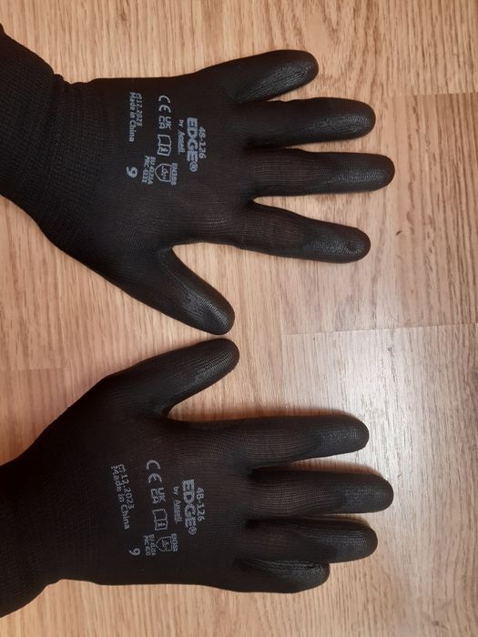 Mănuși de lucru.