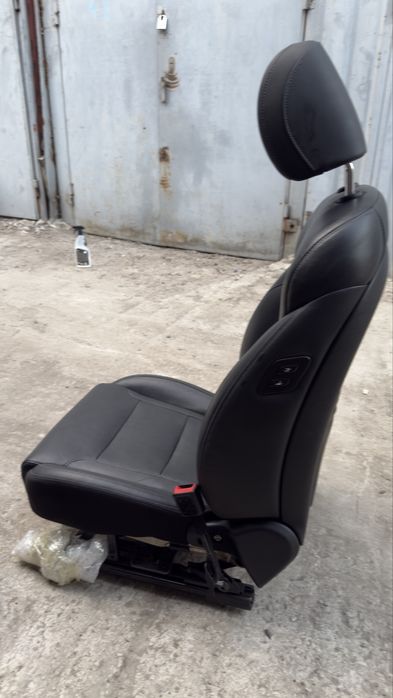 Сиденья от грандеура