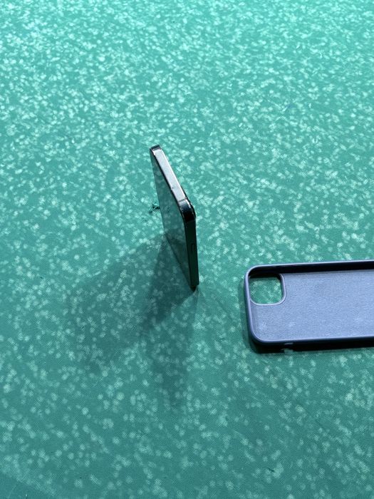 Айфон 13-13Айфон