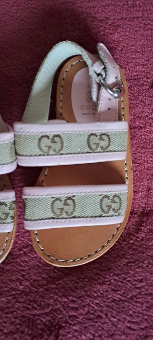 Sandale Gucci 21