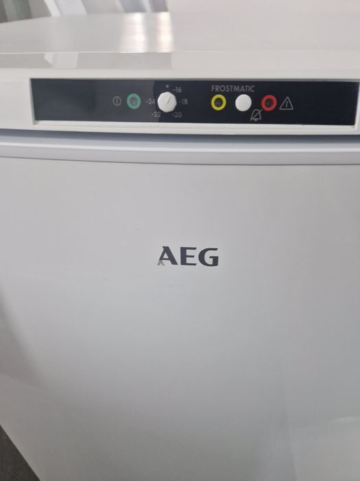 Фризер Aeg A++ 167 литра