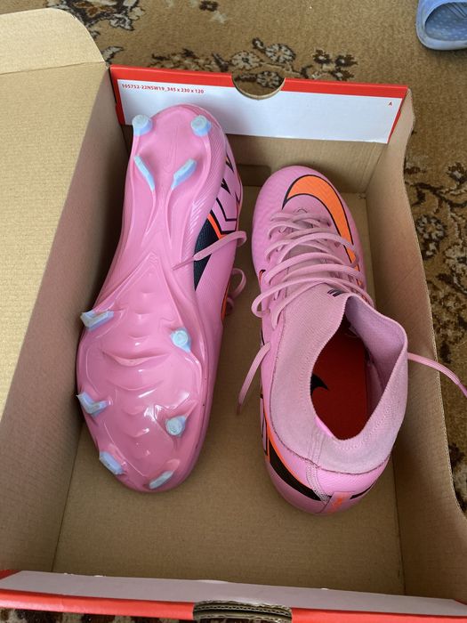 Продавам Nike обувки ZM SUPERFLY 10 FG