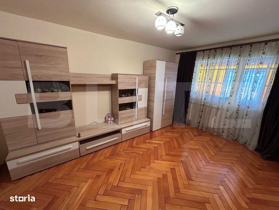 Apartament decomandat cu 3 camere,2 bai, 70 mp, zona Cetate — fotografia 3
