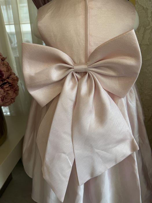 Rochie eleganta cu trena pentru fetite 2/3 ani, am si pentru 12-18 luni, si pentru 9-12 luni