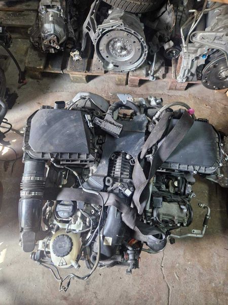 Двигател за Mercedes W222
S400 бензин  код на мотора 276824