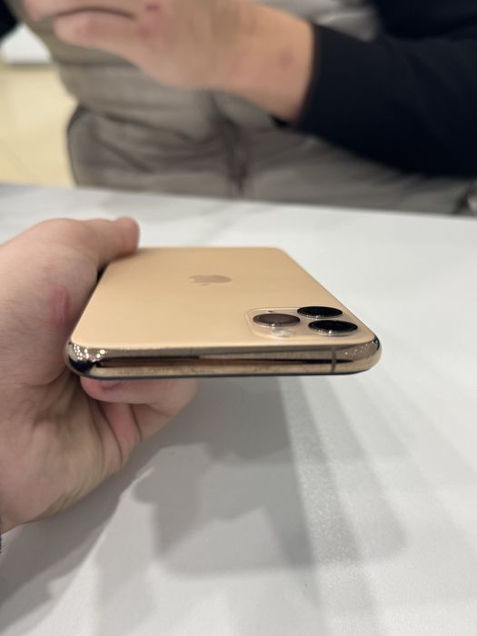 Iphone 11 pro max gold 256