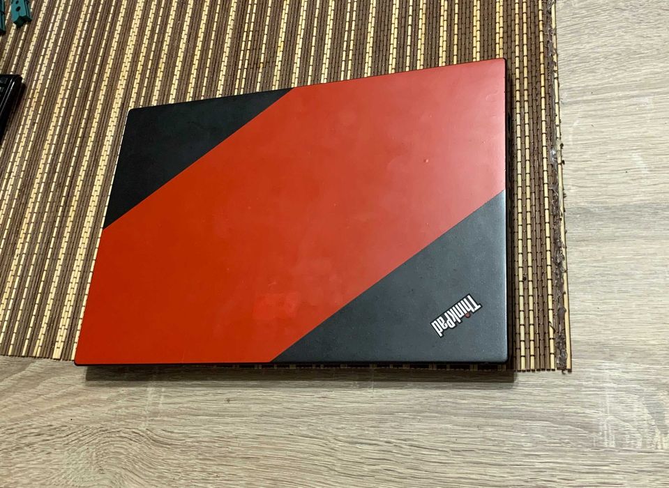 Lenovo T460s I7-6600U 12Gb Ram 256Gb SSD Full hd ips