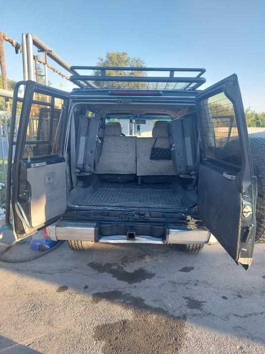 Тайота Прадо 78.