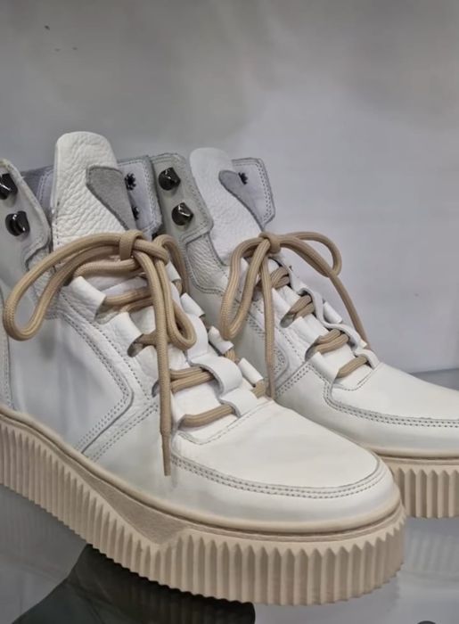 Новые осенние ботинки