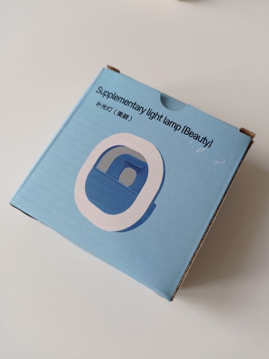 Продается селфи лампа новая