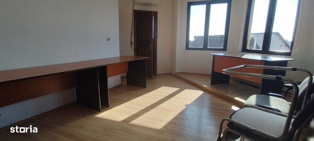 De vanzare spatiu birouri + comercial - ARAD