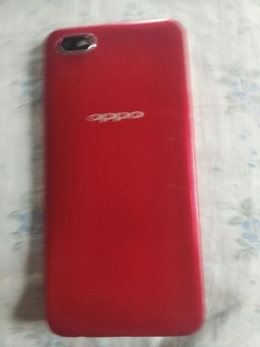 Продам телефон б/у