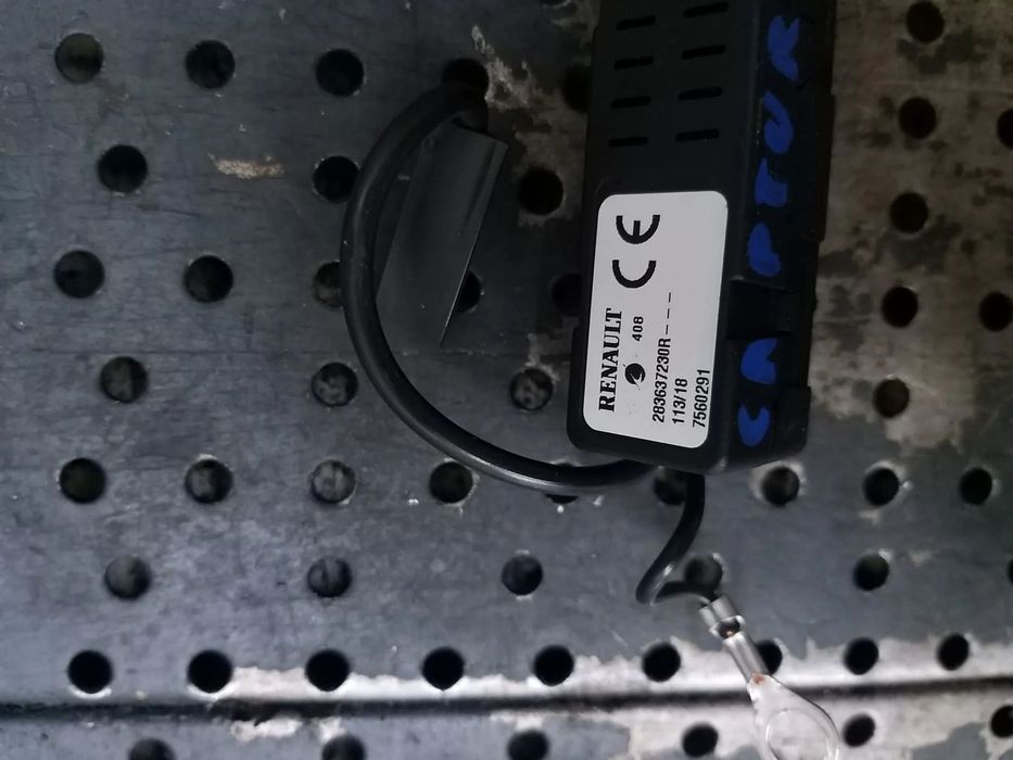 Amplificator antena renault captur 1 j5 h5 283637230r