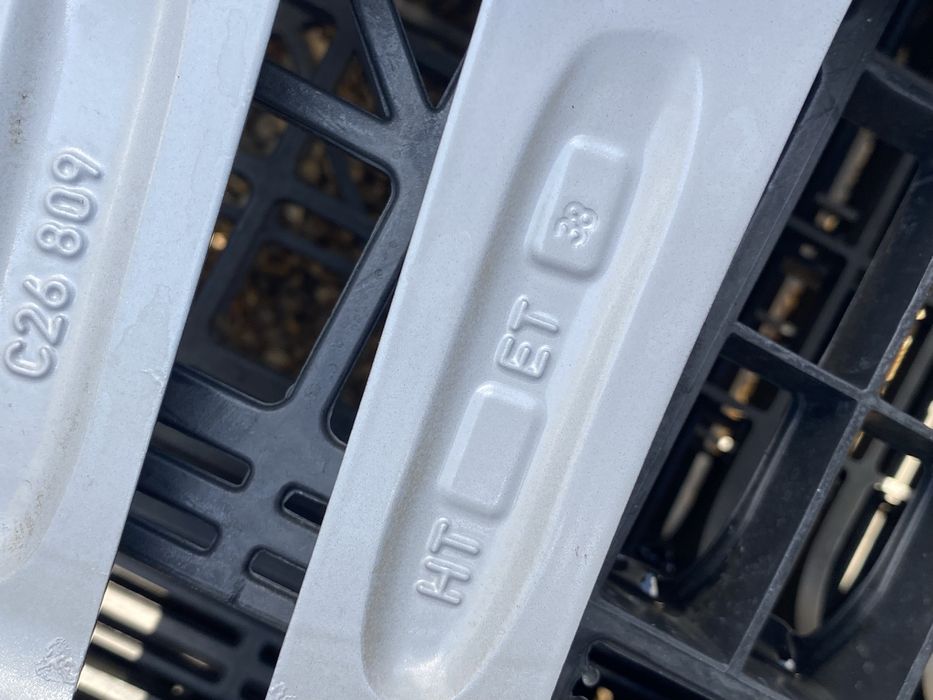 19 цола 5 х 112 мм Фолксваген Пасат , Ауди , Шкода