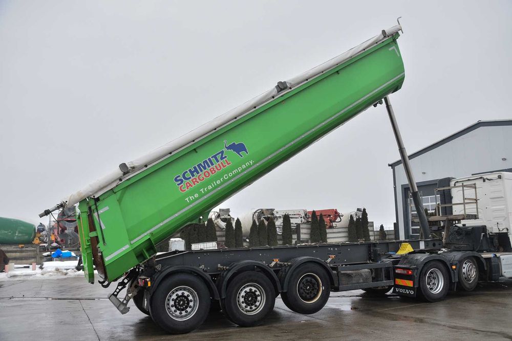 Semiremorca Schmitz basculabila