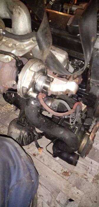 Двигатель Mercedes 611 из Германии