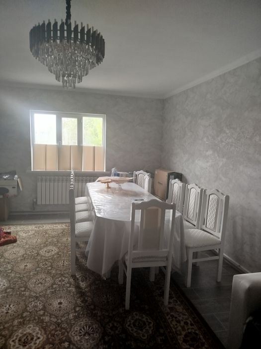 Два дома на одном участке