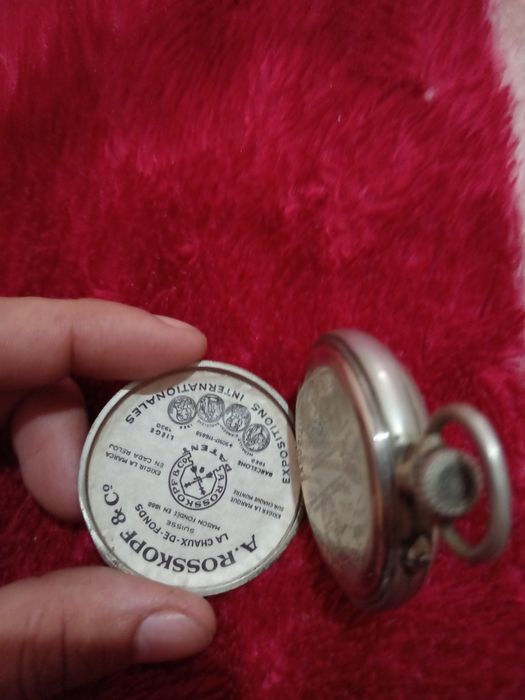 De vânzare ceas antic