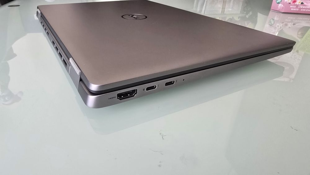 Dell Latitude 7440 14" i7-1365U 16gb ram 256gb nvme