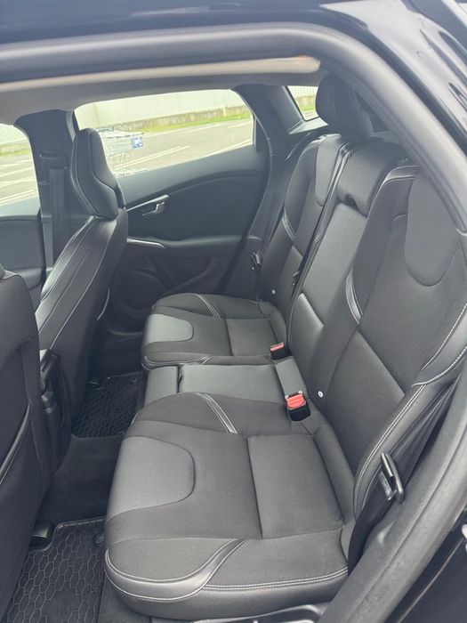 Volvo v40 2018 2.0 Diesel Automat