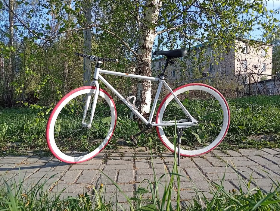 Фикс велосипед классный