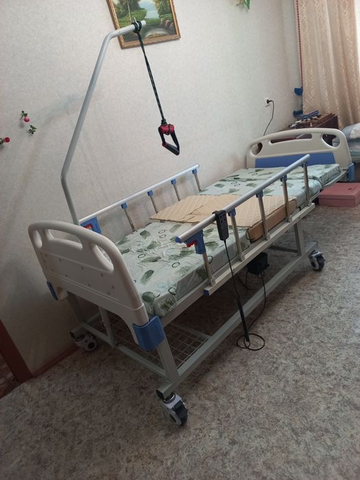 Кровать для лежачих больных