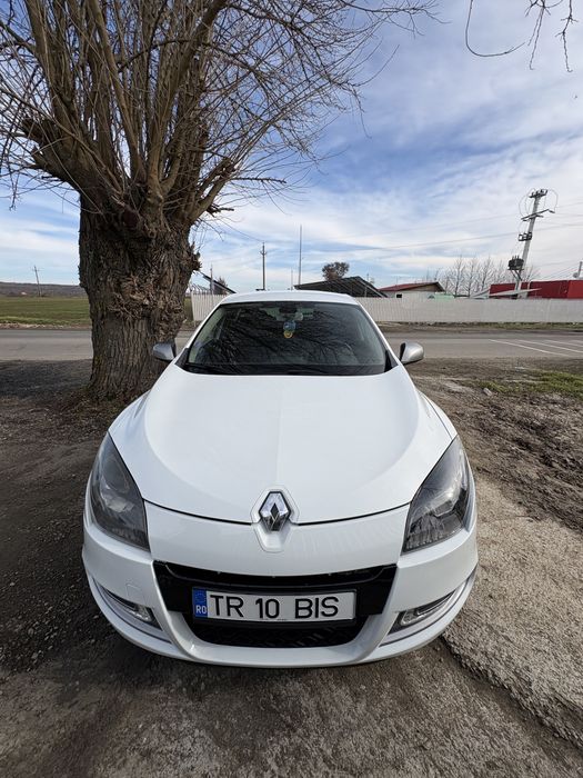 Vând Renault Megane 3 GT Line 2014 – 1.2 Benzină (115 CP)