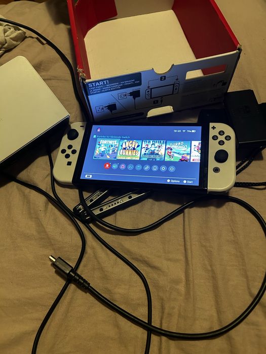 Nintendo switch model oled