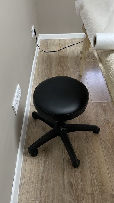 Стул крутящийся