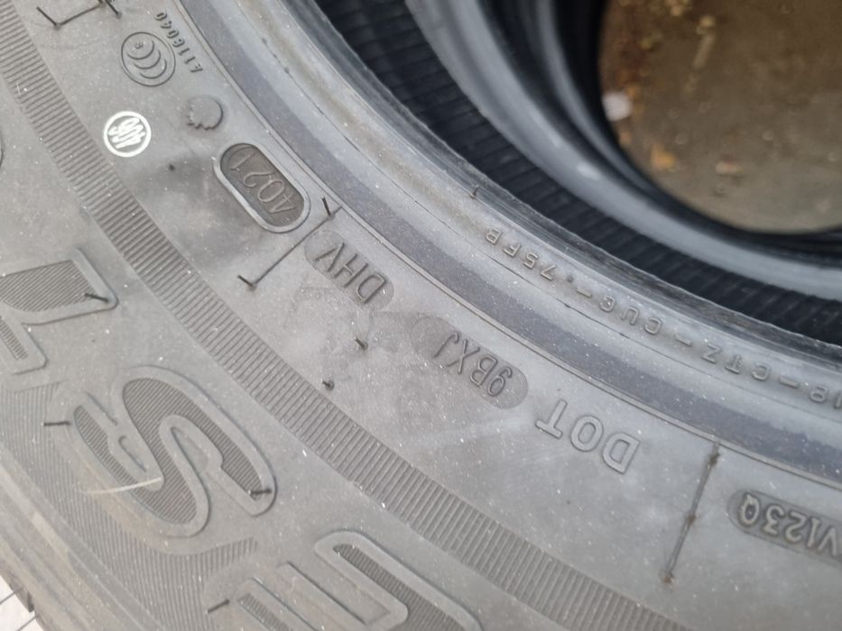 Vand anvelope vara noi 255 70 18 Bridgestone