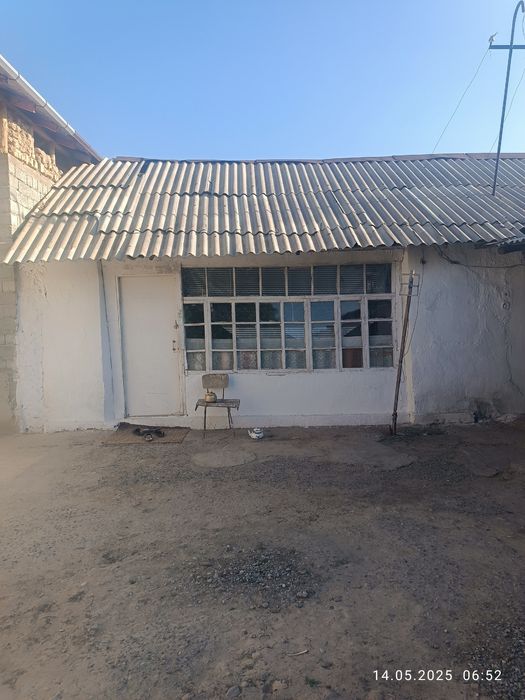 Ховли Уй сотилади. 10 сотих