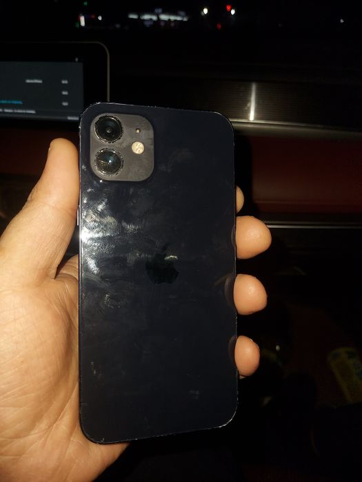 Iphone 12 сатылад  фэйс истемейді