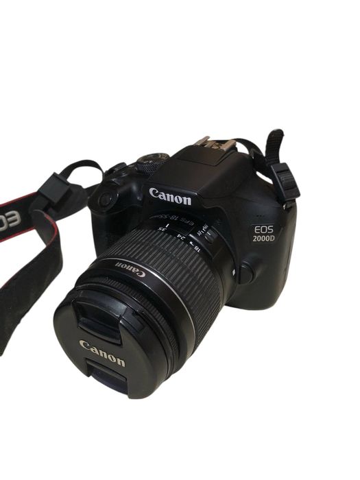 Canon eos 2000D