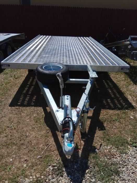 OFERTA-Remorci si platforme uz general,apicole,utilaje,peridoc,atv