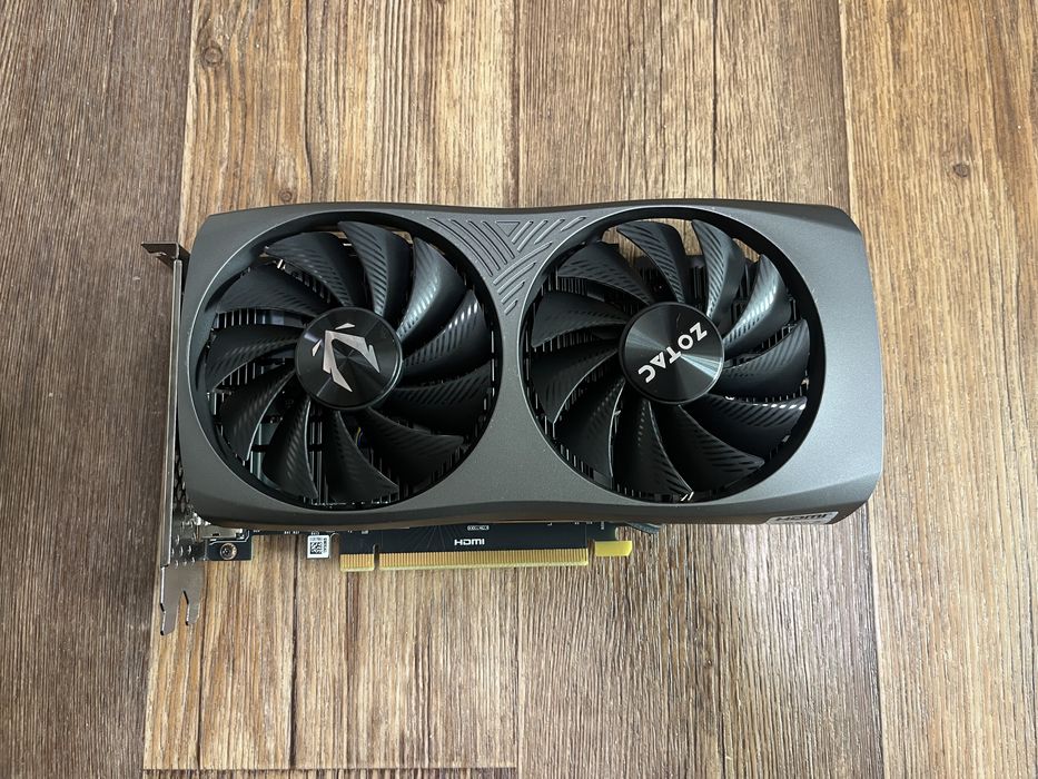 RTX-4060 в идеальном состоянии
